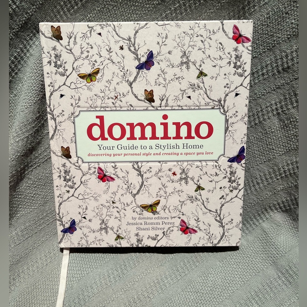 Decorative Coffee Table Book - Domino - Your Guide to a Stylish